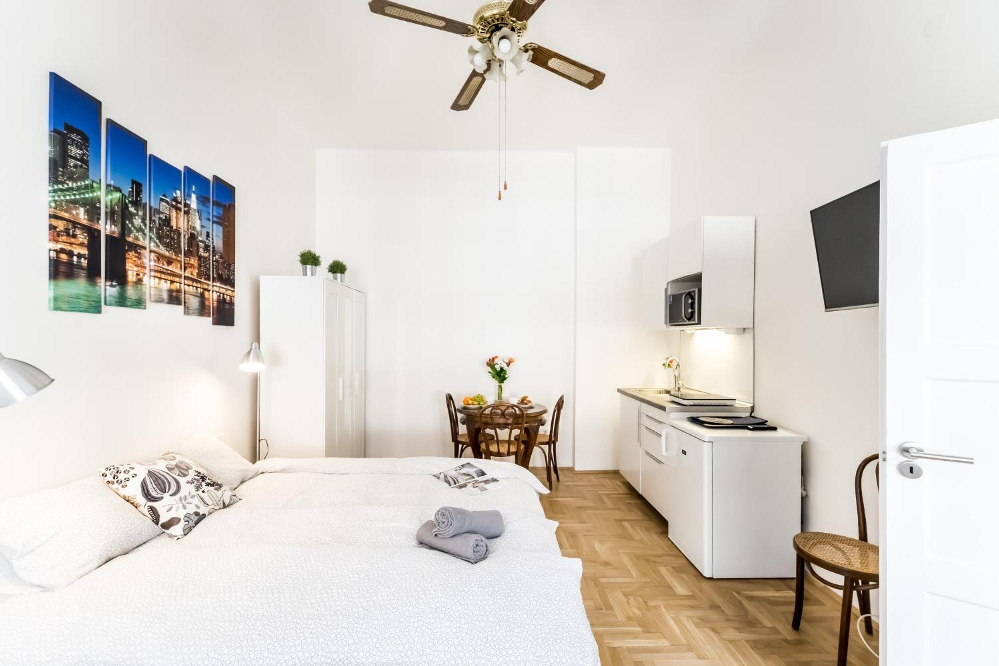 Corbie Downtown Apartment Budapest Esterno foto