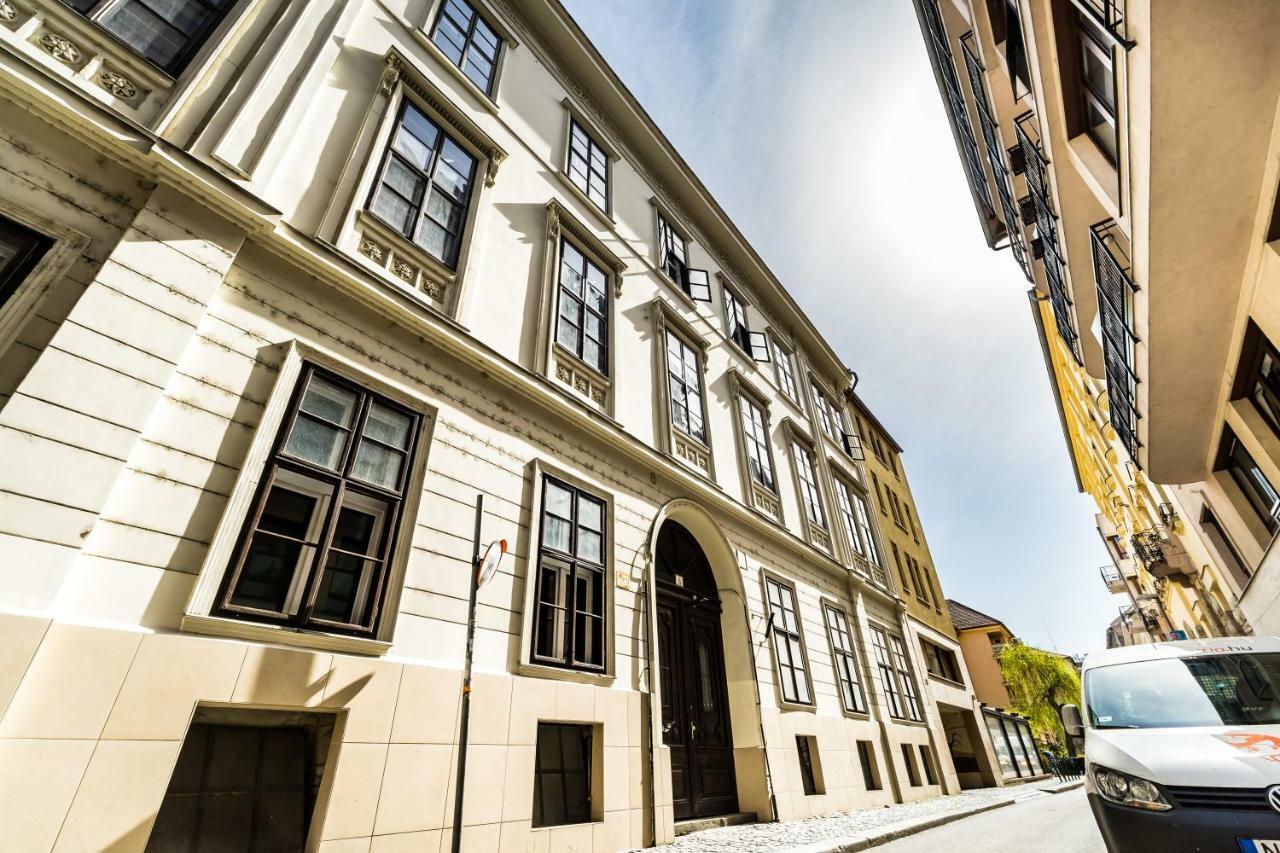 Corbie Downtown Apartment Budapest Esterno foto