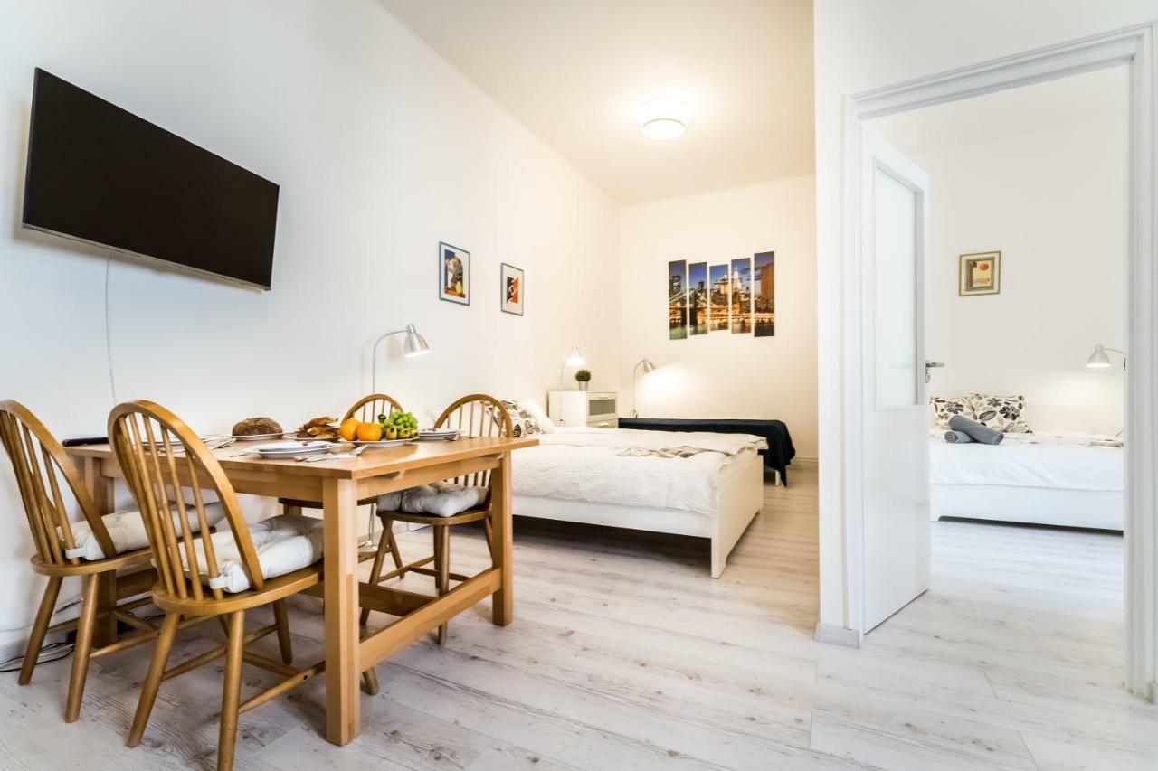 Corbie Downtown Apartment Budapest Esterno foto
